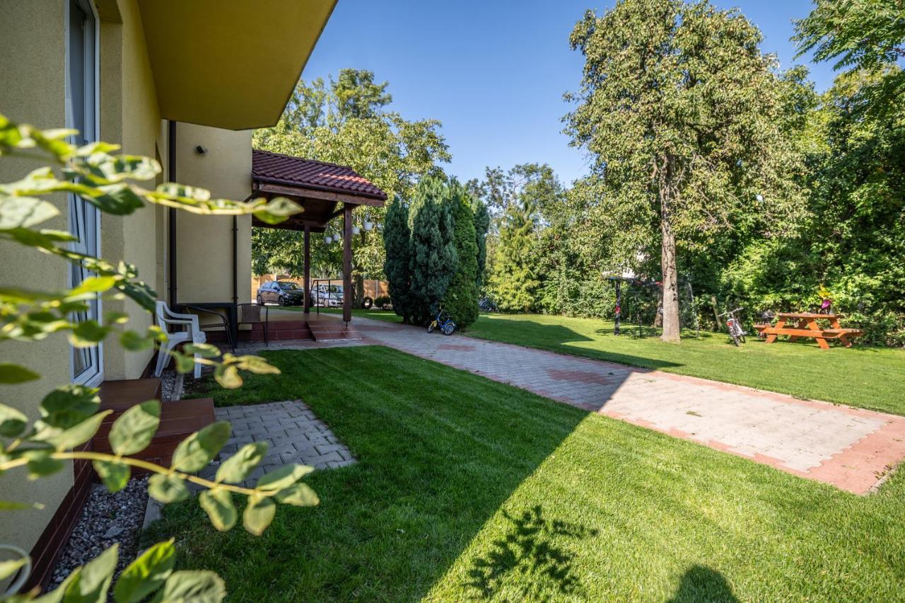 Pensjonat Malwa Z Basenem Apartment Niechorze Exterior foto